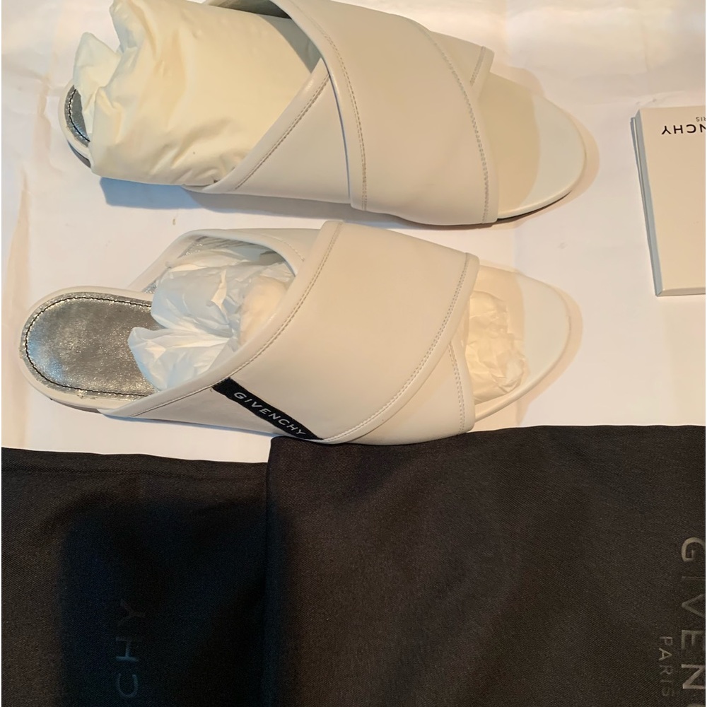 Givenchy Bite Leather Sandals - image 1